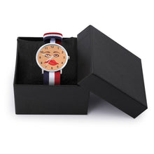 Lade das Bild in den Galerie-Viewer, Personalisierte Armbanduhr mit dreifarbigem Nylon-NATO-Strap