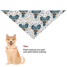Lade das Bild in den Galerie-Viewer, Hundehalstuch personalisieren | Bandana für Hunde mit Namen