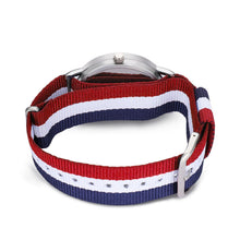 Lade das Bild in den Galerie-Viewer, Uhr mit Nylonarmband personalisiert | Rot-Weiß-Blau NATO Strap