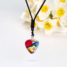 Lade das Bild in den Galerie-Viewer, Personalisierte Gitarrenplektrum Halskette aus Titanstahl