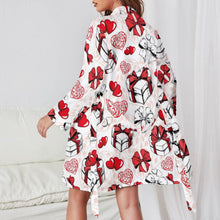 Lade das Bild in den Galerie-Viewer, Dein Wohlfühl-Moment | Eleganter Morgenmantel personalisieren