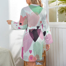 Lade das Bild in den Galerie-Viewer, Personalisierter Morgenmantel für Damen | Satin Robe mit Foto