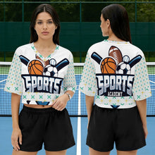 Lade das Bild in den Galerie-Viewer, Personalisiertes Damen-Sporttrikot mit Crop-Schnitt und V-Ausschnitt