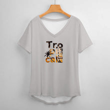 Lade das Bild in den Galerie-Viewer, Personalisierbares Oversized V-Ausschnitt T-Shirt für Damen - Lockerer Schnitt