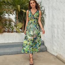 Lade das Bild in den Galerie-Viewer, Ärmelloses Kleid mit Foto bedrucken | Damen V-Kleid selbst gestalten