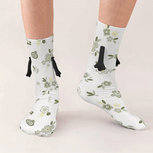 Lade das Bild in den Galerie-Viewer, Hand hält Socken Damen Herren mit Foto Design Motiv Text selbst gestalten und bedrucken