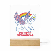 Lade das Bild in den Galerie-Viewer, Nachtlicht aus Acryl (quadratischer Holzsockel) mit Foto Text selbst gestalten und bedrucken