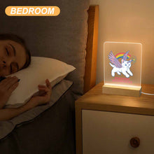 Lade das Bild in den Galerie-Viewer, Nachtlicht aus Acryl (quadratischer Holzsockel) mit Foto Text selbst gestalten und bedrucken