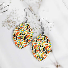 Lade das Bild in den Galerie-Viewer, Ohrhänger aus Holz / Paar Ohrringe ( 2-tlg ) mit Foto Text selbst gestalten und bedrucken