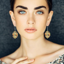 Lade das Bild in den Galerie-Viewer, Ohrhänger aus Holz / Paar Ohrringe ( 2-tlg ) mit Foto Text selbst gestalten und bedrucken