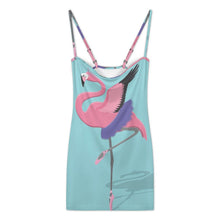 Lade das Bild in den Galerie-Viewer, Damen Trägerkleid mit Foto | Figurbetontes Kleid aus Milchseide