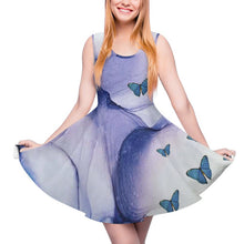 Lade das Bild in den Galerie-Viewer, Lebensfreude zum Anziehen | Personalisierbares Skaterkleid Damen