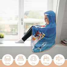 Lade das Bild in den Galerie-Viewer, Kapuzendecke Bedrucken | Wearable Blanket | Arktis-Fleece & HD-Druck
