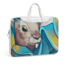 Lade das Bild in den Galerie-Viewer, Laptoptasche aus Leder personalisieren | Firmengeschenk mit Logo