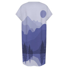 Lade das Bild in den Galerie-Viewer, Personalisierbares Oversize T-Shirt Kleid mit V-Ausschnitt und Taschen