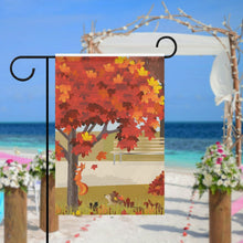 Lade das Bild in den Galerie-Viewer, Gartenflagge selbst gestalten (31x46cm) | Mit Foto & Namen