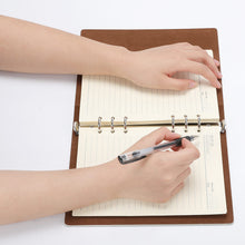 Lade das Bild in den Galerie-Viewer, Notizbuch Leder Cover mit hochwertigem Paperblanks Loseblatt Notizbuch selbst gestalten und bedrucken