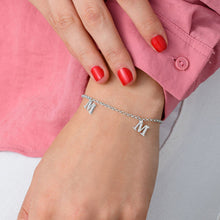 Lade das Bild in den Galerie-Viewer, Buchstaben Charm - Armband S0016 für Damen / Herren aus Sterlingsilber mit Gravur selbst gestalten