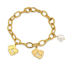 Lade das Bild in den Galerie-Viewer, Graviertes Babyfüße Charm - Anhänger Armband S0029 mit Namen Gravur mit 18K Gold Roségold Vergoldung selbst gestalten