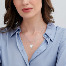 Lade das Bild in den Galerie-Viewer, Herz Puzzle Kette für drei mit Gravur X0026 in 925 Sterling Silber mit 18K Gold / Roségold Vergoldung Länge verstellbar selbst gestalten