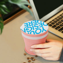 Lade das Bild in den Galerie-Viewer, Faltbare Tasse Silikon Zusammenklappbare Reisebecher Silikon-Becher mit Foto Text selbst gestalten und bedrucken