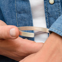 Lade das Bild in den Galerie-Viewer, 925 Sterling Silber Damen / Herren Offener Armreif mit Gravur mit 18K Gold Roségold Vergoldung S0009 selbst gestalten