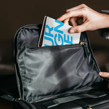 Lade das Bild in den Galerie-Viewer, Vollständig bedruckte Reisepasshülle Schutzhülle Reisepass PU Leder mit Foto Design Motiv Text selbst gestalten und bedrucken