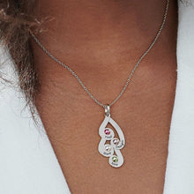 Lade das Bild in den Galerie-Viewer, Gravierte Familienanhänger-Halskette mit Geburtssteinen X0030 in 925 Sterling Silber mit 18K Gold / Roségold Vergoldung Länge verstellbar selbst gestalten