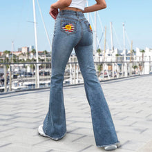 Lade das Bild in den Galerie-Viewer, Einzelbilddruck Damen / Frauen Schlagjeans Stretch Jeans Skinny Denim Schlaghose MC603 mit Fotos Muster Text Logo selbst gestalten und bedrucken