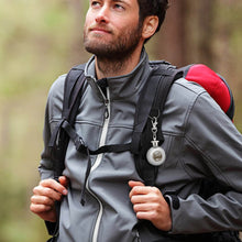 Lade das Bild in den Galerie-Viewer, Kleine Mini Weinflasche mit doppelseitigem UV Druck aus Lebensmittelqualität Metall Edelstahl mit Foto selbst gestalten und bedrucken