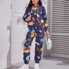 Lade das Bild in den Galerie-Viewer, Multi-Image-Druck All Over-Druck Kapuzenpullover Trainingsanzug SET Jogginghose & Hoodie Set 2 tlg. 4T03 Damen / Frauen mit Fotos Muster Text Logo selbst gestalten und bedrucken