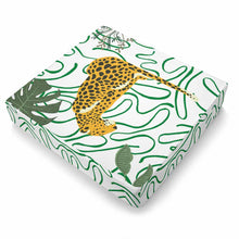 Lade das Bild in den Galerie-Viewer, Wasserdicht Sofahusse / Wasserdichter Sofabezug für den Außenbereich mit Foto selbst gestalten und bedrucken