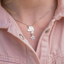 Lade das Bild in den Galerie-Viewer, Personalisierte Einhorn Halskette für Mädchen mit Gravur X0043 in Sterling Silber mit 18K Gold Roségold Vergoldung Länge verstellbar selbst gestalten