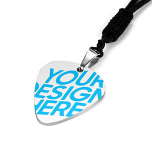 Lade das Bild in den Galerie-Viewer, Herren Retro Plektrum Halskette mit Anhänger aus Edelstahl mit Foto Namen Logo selbst gestalten und bedrucken