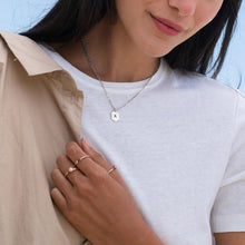 Lade das Bild in den Galerie-Viewer, Cupola Glieder-Halskette Buchstaben-Kette X0053 aus Sterling Silber mit 18K Gold / Roségold Vergoldung mit einen Buchstabe nach Wünsche selbst gestalten