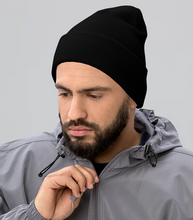 Lade das Bild in den Galerie-Viewer, Schwarze Bestickte Mütze Cuffed Beanie Yupoong 1501KC selbst gestalten