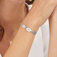 Lade das Bild in den Galerie-Viewer, Ovales Design Armband S0023 mit Kindernamen Gravur für Mütter mit 18K Gold Roségold Vergoldung selbst gestalten