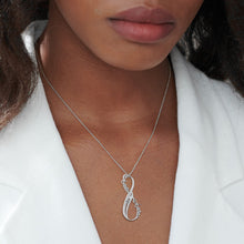 Lade das Bild in den Galerie-Viewer, Vertikale Infinity-Namenskette mit Geburtssteinen X0034 in 925 Sterling Silber mit 18K Gold / Roségold Vergoldung Länge verstellbar selbst gestalten