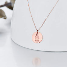 Lade das Bild in den Galerie-Viewer, Gravierbares Plättchen Foto Erinnerung Halskette aus Titanstahl mit 18K Gold Roségold Vergoldung selbst gestalten