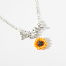 Lade das Bild in den Galerie-Viewer, Modeschmuck Collier Persönlichkeit Anhänger Halskette Beauty and the Beast Schmuck