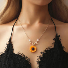 Lade das Bild in den Galerie-Viewer, Modeschmuck Collier Persönlichkeit Anhänger Halskette Beauty and the Beast Schmuck