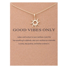 Lade das Bild in den Galerie-Viewer, Neue trendige Legierung niedlich elegante Sonne Liebe Stern Blätter Klee Einhorn Glück Anhänger Halsketten für Frauen Modeaccessoires Schmuck