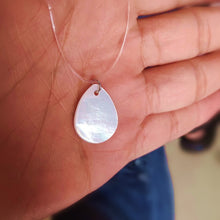 Lade das Bild in den Galerie-Viewer, Unsichtbare Angelschnur 8mm Kristall Zirkon Anhänger