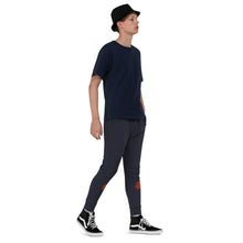 Lade das Bild in den Galerie-Viewer, Slim Fit Jogginghose Herren/Männer selbst gestalten und bedrucken