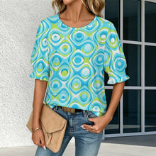 Lade das Bild in den Galerie-Viewer, Sleeveless T-shirt with A Cut-out Design Aqua Blue, Swirling, Abstract

