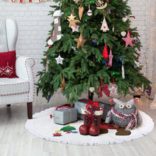 Lade das Bild in den Galerie-Viewer, Weihnachtsbaumdecke mit Quasten | Dein Foto als Fundament des Festes
