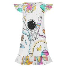 Lade das Bild in den Galerie-Viewer, Floral Edge Nightgown Astronauts, Spaceflights, Spaceships, Children's Fun

