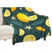 Lade das Bild in den Galerie-Viewer, Personalisierte Fotodecke aus weichem Flanell - Kuscheldecke bedrucken

