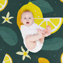 Lade das Bild in den Galerie-Viewer, Personalisierte Fotodecke aus weichem Flanell - Kuscheldecke bedrucken
