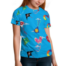 Lade das Bild in den Galerie-Viewer, Kinder T-Shirt personalisieren | Allover-Druck mit eigenem Design
